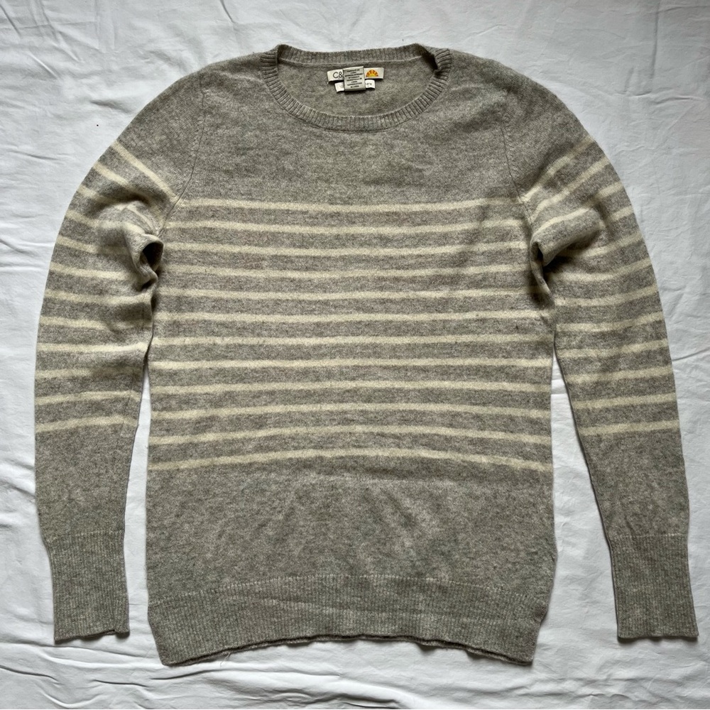 Gray and cream striped cashmere sweater XL
